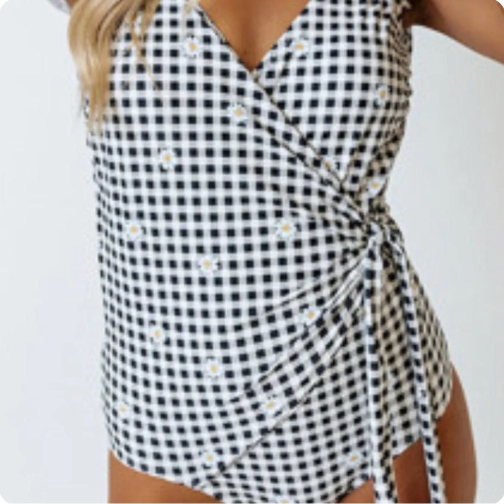 Black and White Checkered Women's Swimsuit With Tie